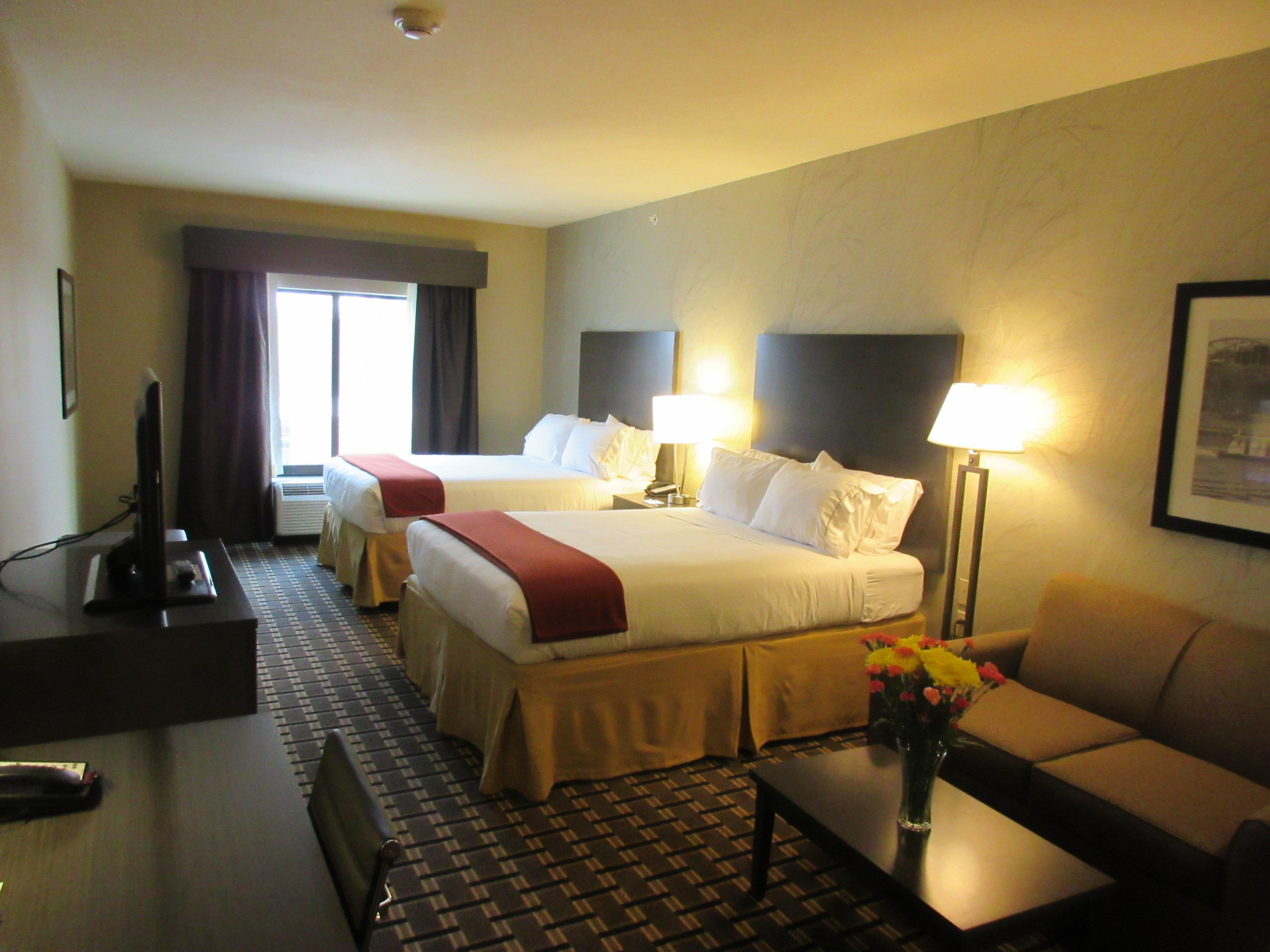 Holiday Inn Express & Suites Butler By Ihg Екстер'єр фото