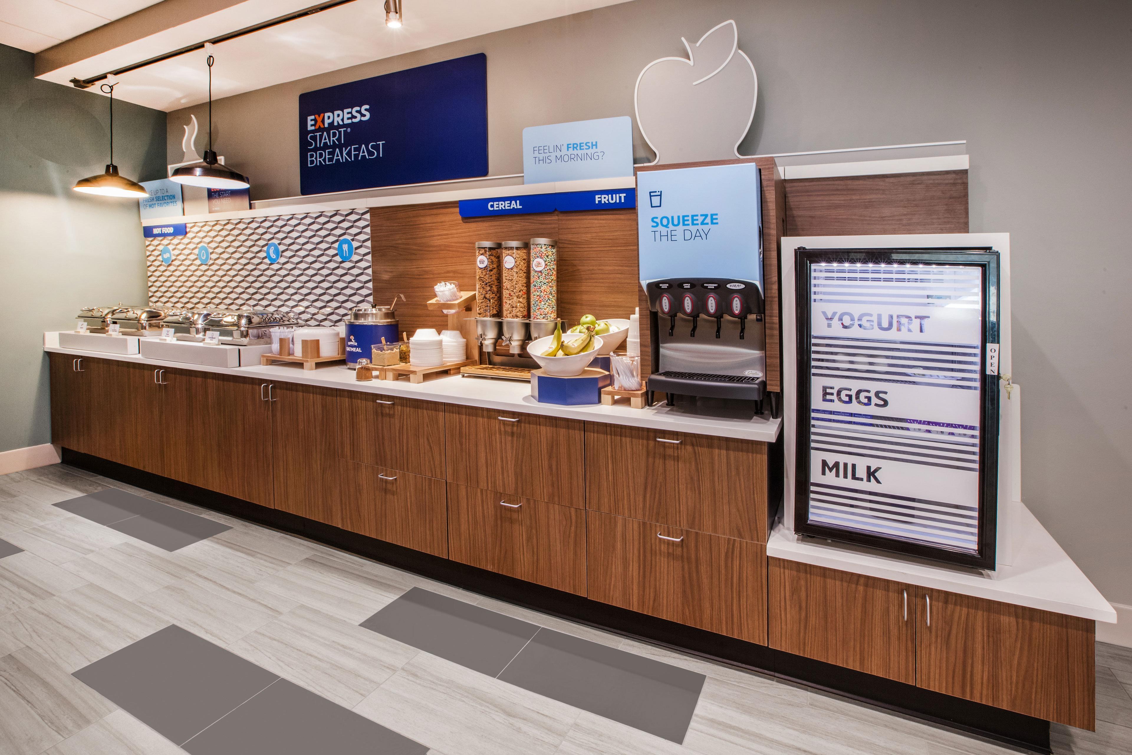 Holiday Inn Express & Suites Butler By Ihg Екстер'єр фото